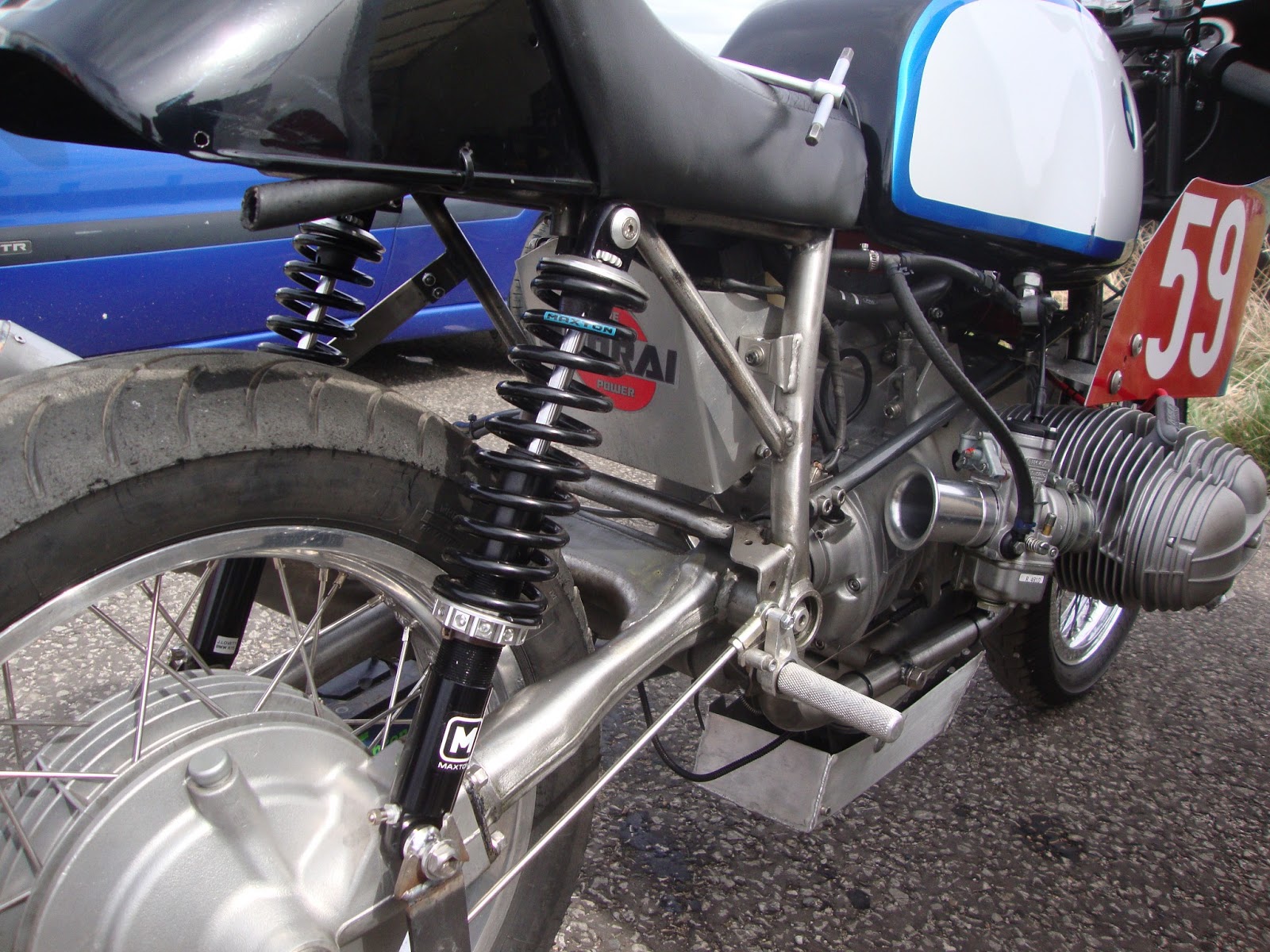 boxer bike mileage details