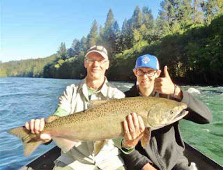 Rogue-river-salmon-fishing