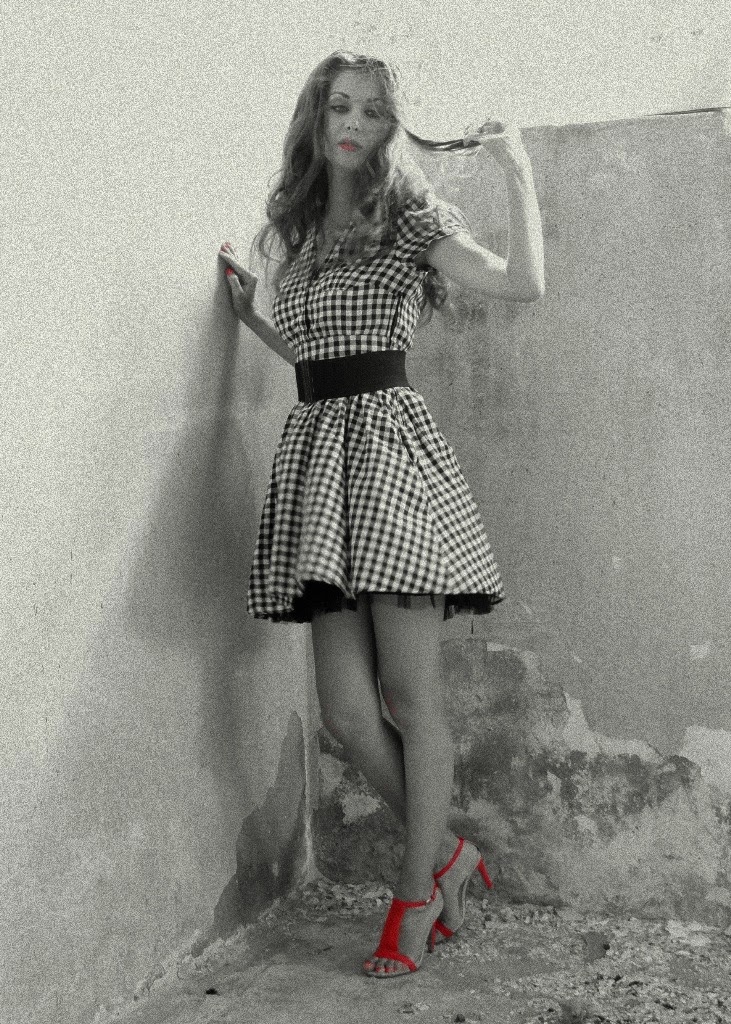 rochie vintage anii 50