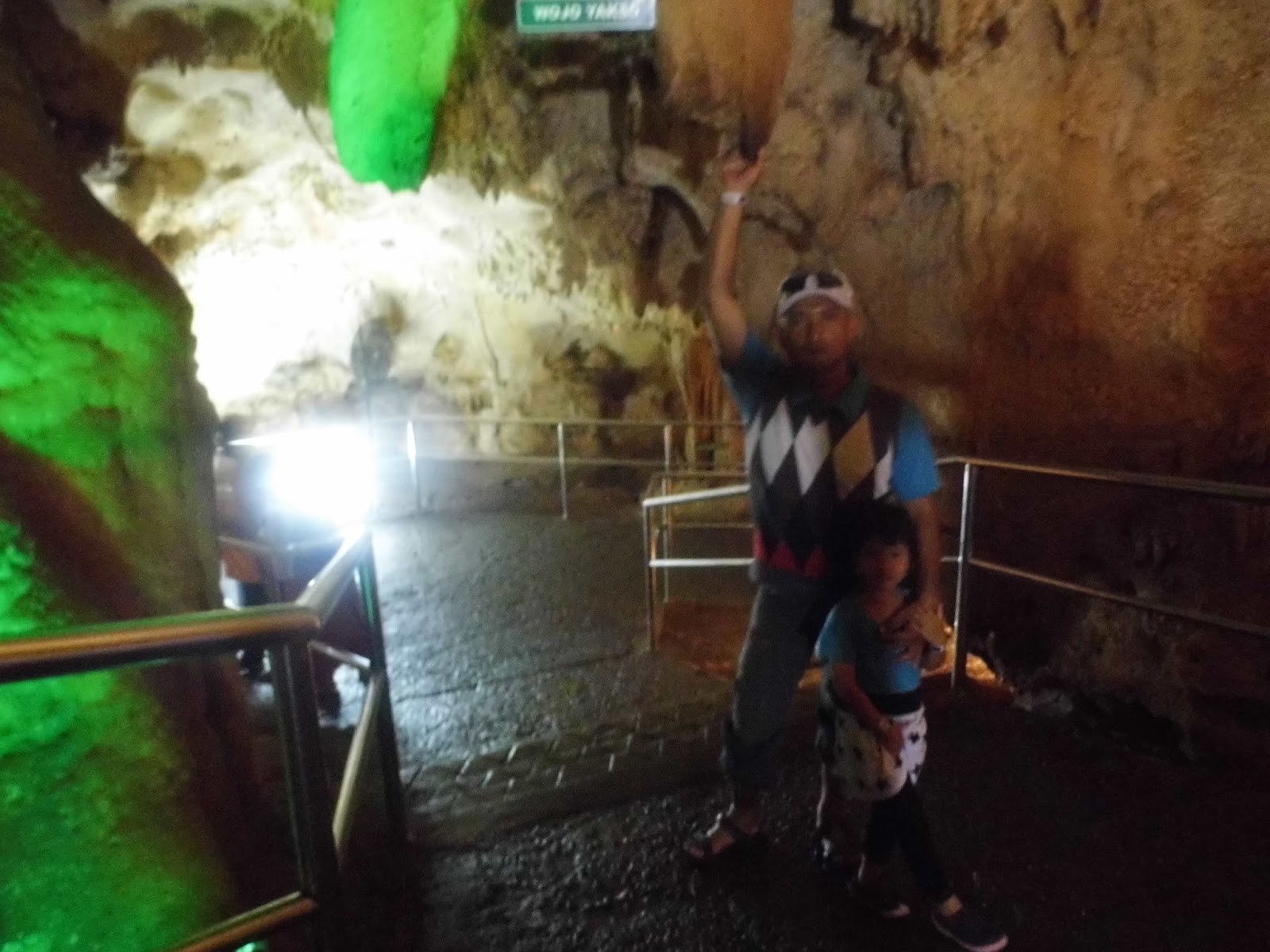 ZULVIA RUMAIDA: KEINDAHAN GUA MAHARANI DI LAMONGAN MEMBAWA ...