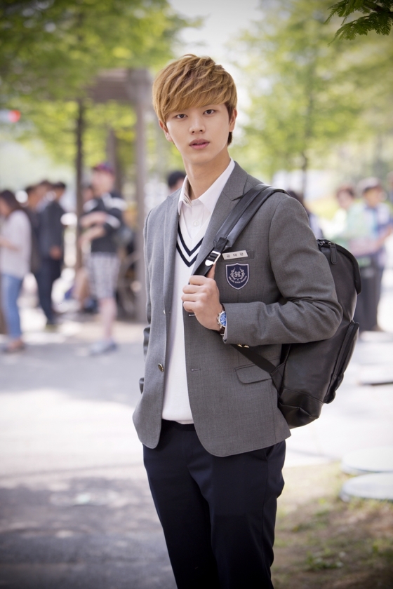 첫사랑 기억조작하는 남아이돌들 | 인스티즈