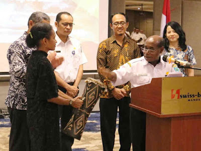 Pemprov Papua Barat Komitmen Laksanakan Pembangunan Berbasis Hijau, Ekonomi Biru dan Jingga Pemprov Papua Barat Komitmen Laksanakan Pembangunan Berbasis Hijau, Ekonomi Biru dan Jingga
