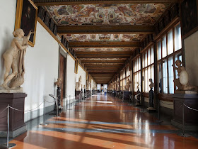 Photo inside the Uffizi Gallery