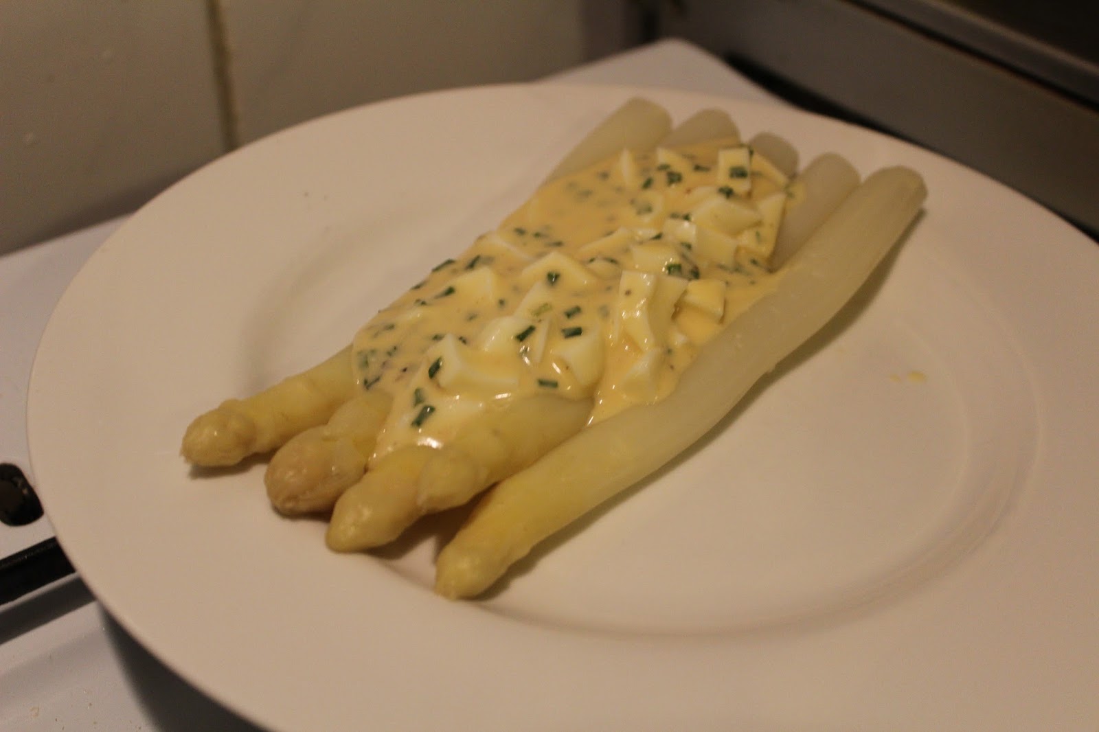 Entrecôte mit Spargel und Bozner Soße – glatzkoch.de