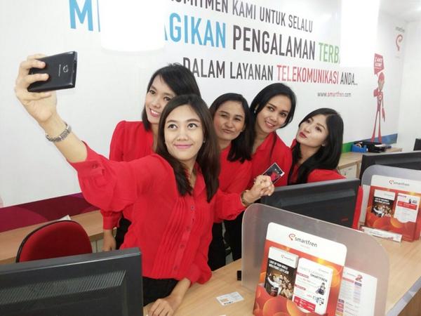 Lowongan Kerja Min Sma Smk D3 S1 Pt Smartfren Telocom Tbk Menerima Karyawan Baru Penerimaan Seluruh Indonesia Clikkerja Org
