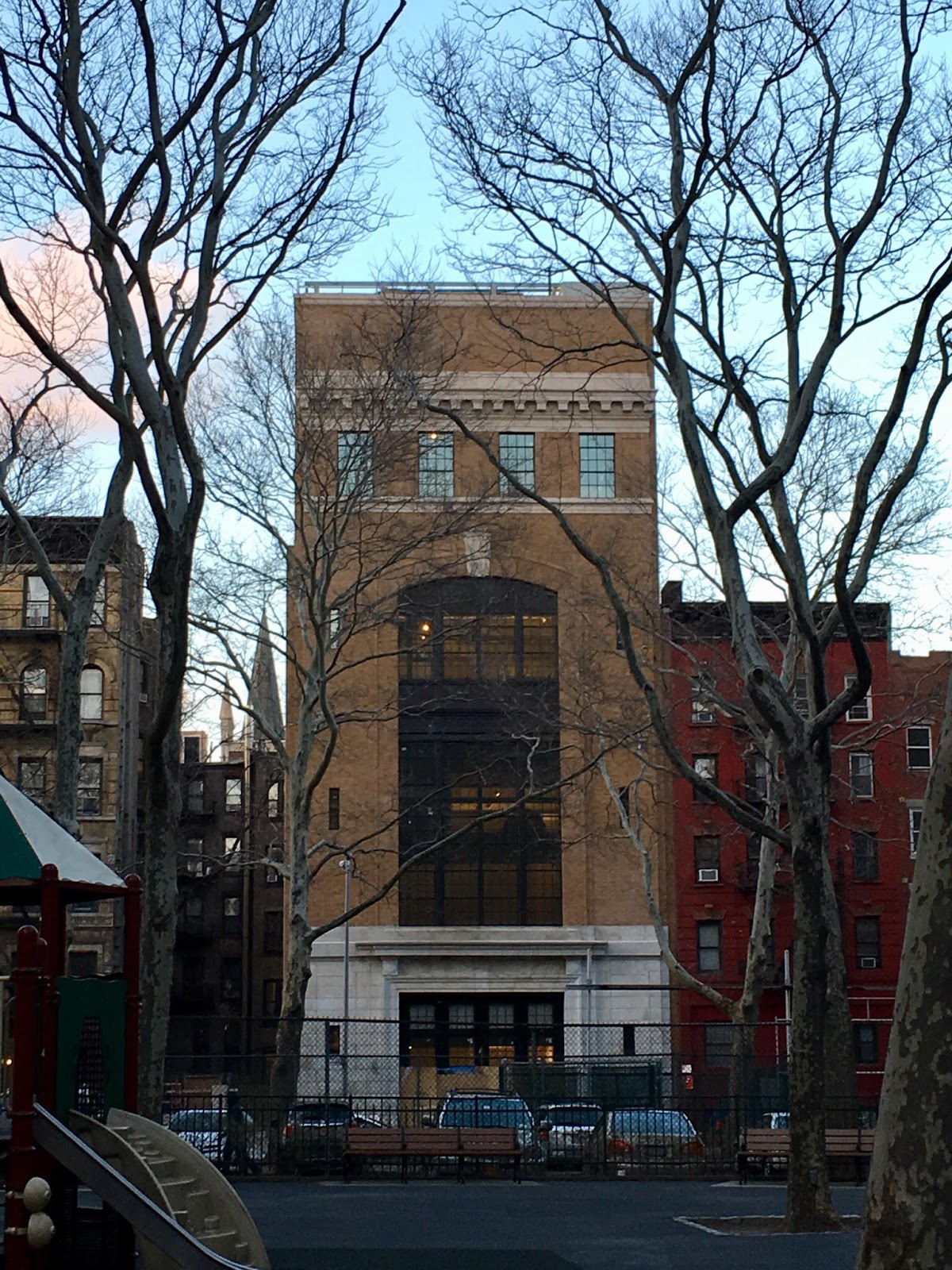 EV Grieve The Brant Foundation's 6th Street outpost looks close to