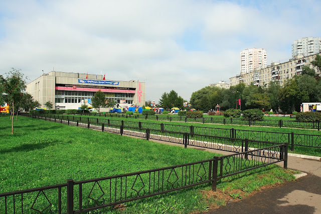 улица Кухмистерова, кинотеатр «Тула» улица Кухмистерова, кинотеатр «Тула»