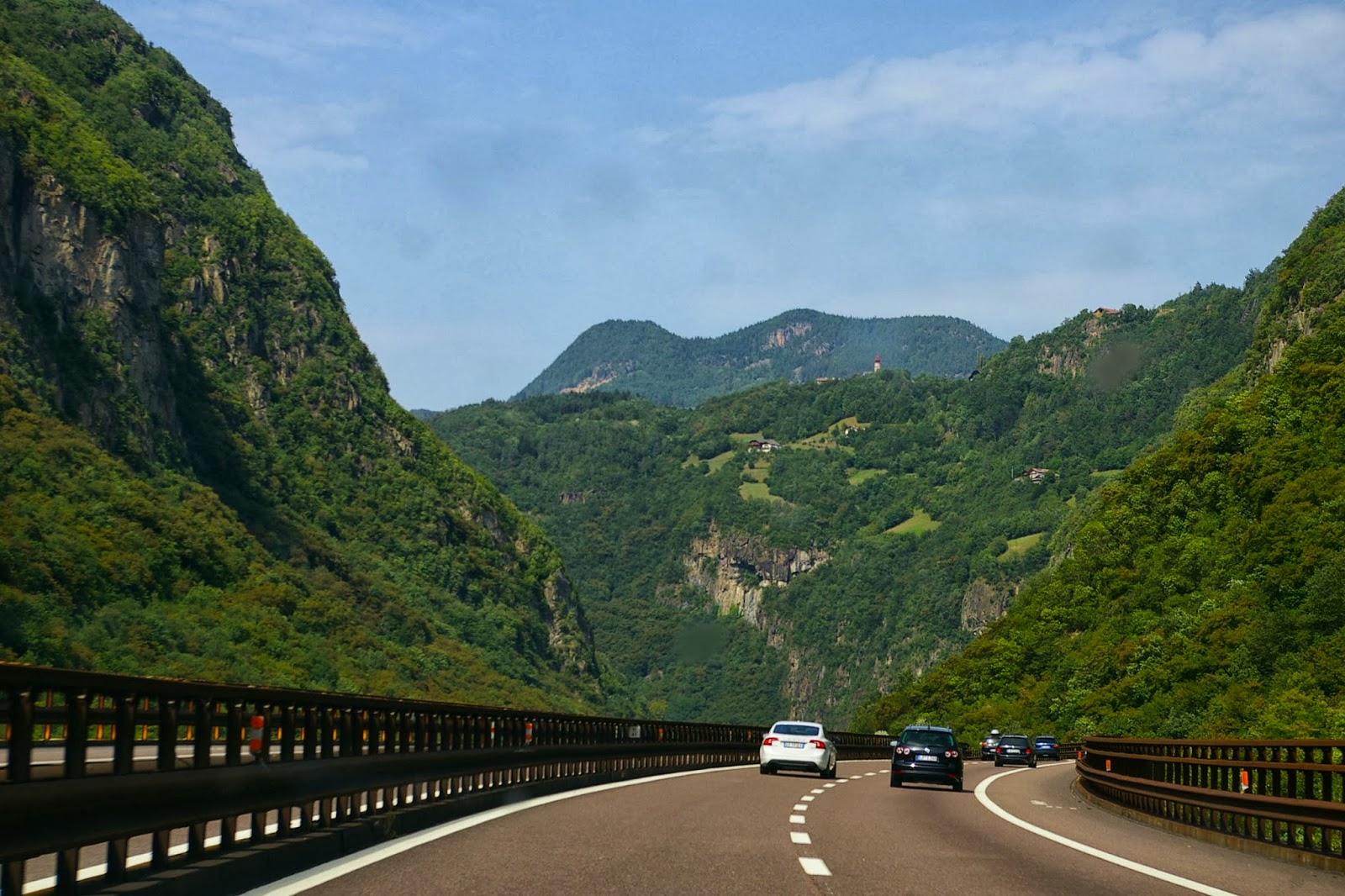 Wyjaśnij Co Oznacza Powiedzenie Wszystkie Drogi Prowadzą Do Rzymu nie ma nas w domu : Wszystkie drogi prowadzą do Rzymu