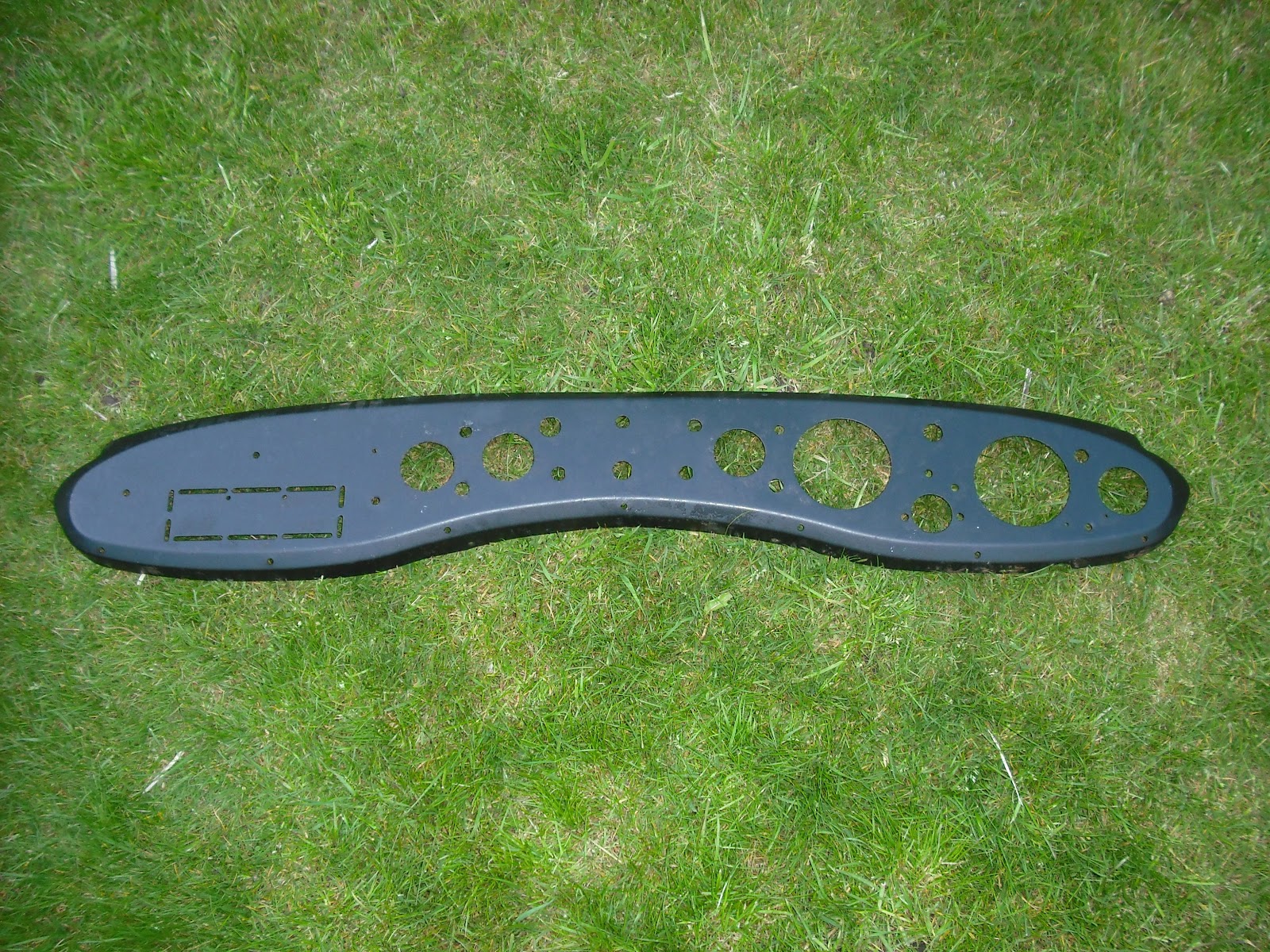 Austin Healey Sprite Mk2 restoration: Dashboard repair