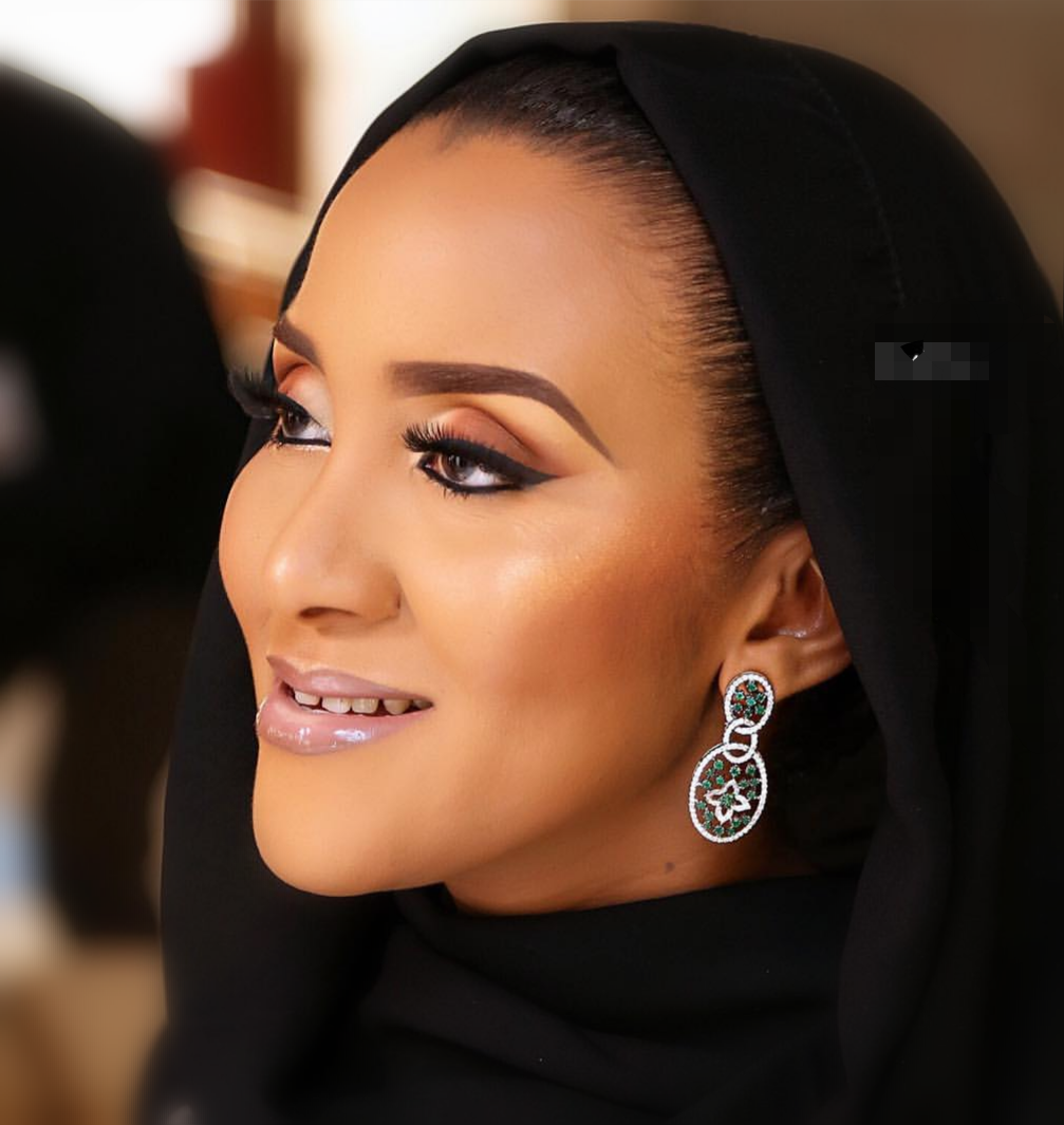 Maestro's Media MEET THE STUNNINGLY MRS. FATIMA ABUBAKAR NEE