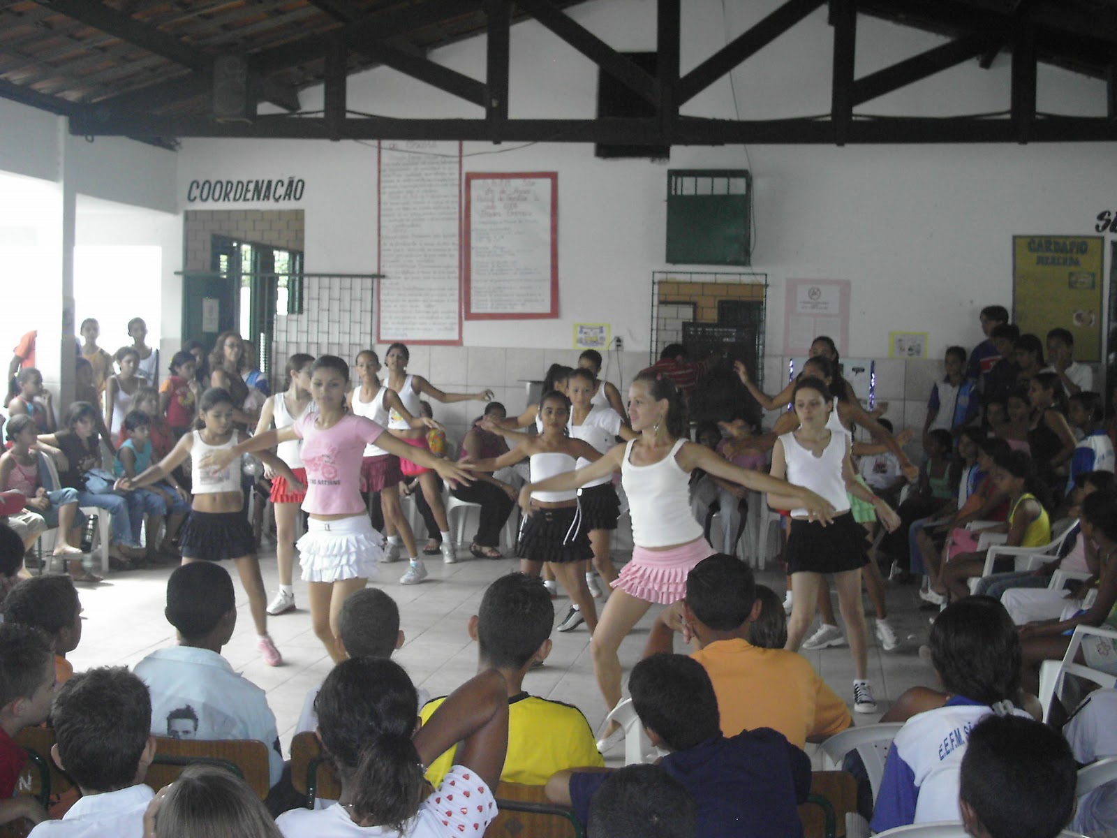 EEFM SÃO FRANCISCO DE ASSIS 18 ANOS DE ATIVIDADES - VAMOS REVER UM ...