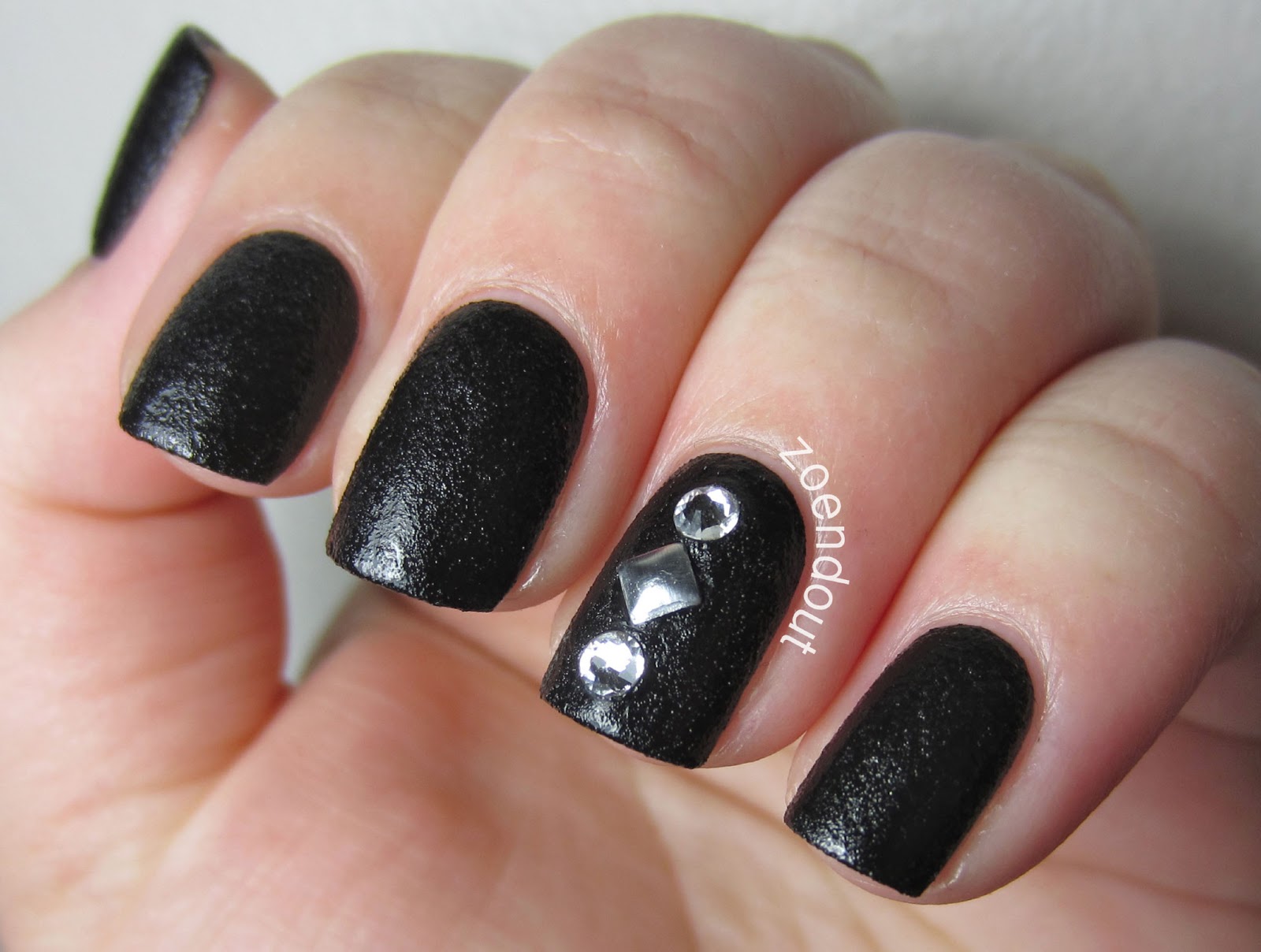 Zoendout Nails More Leather More Studs