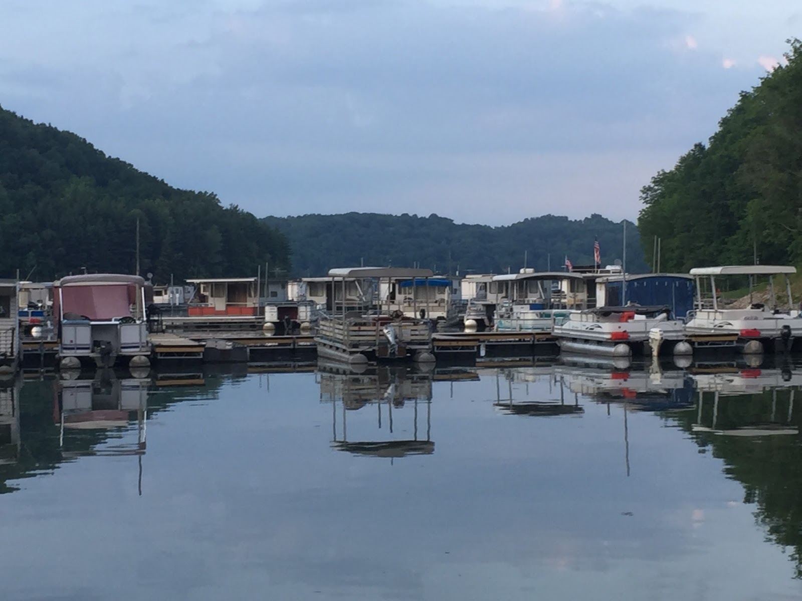 Kayaking Across Ohio Piedmont Lake Feels Like You Are Miles From