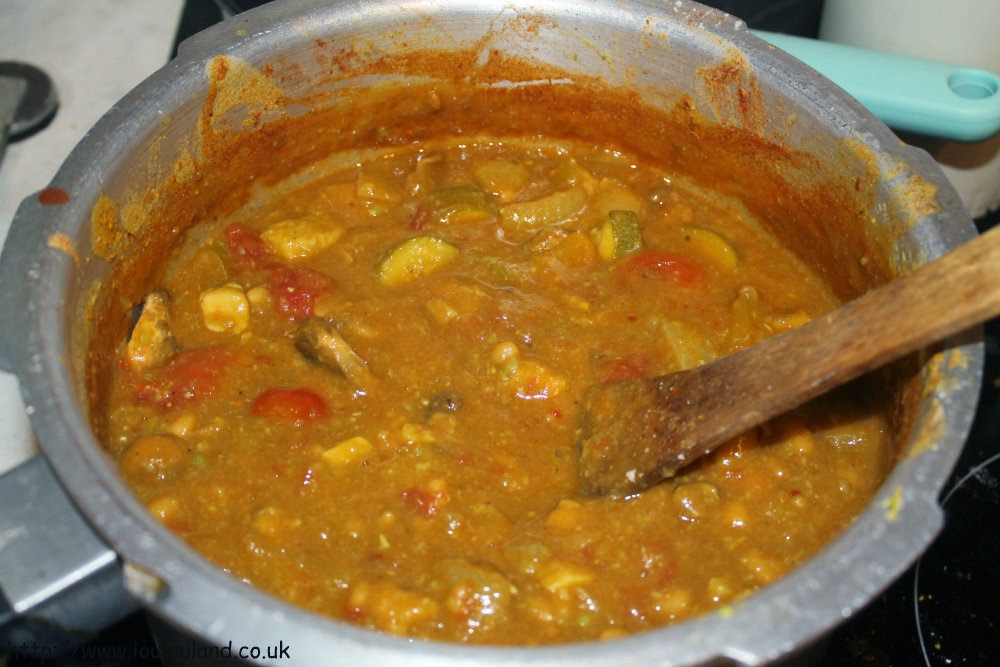 LouLouLand Foodie Friday Mushy Pea Quorn