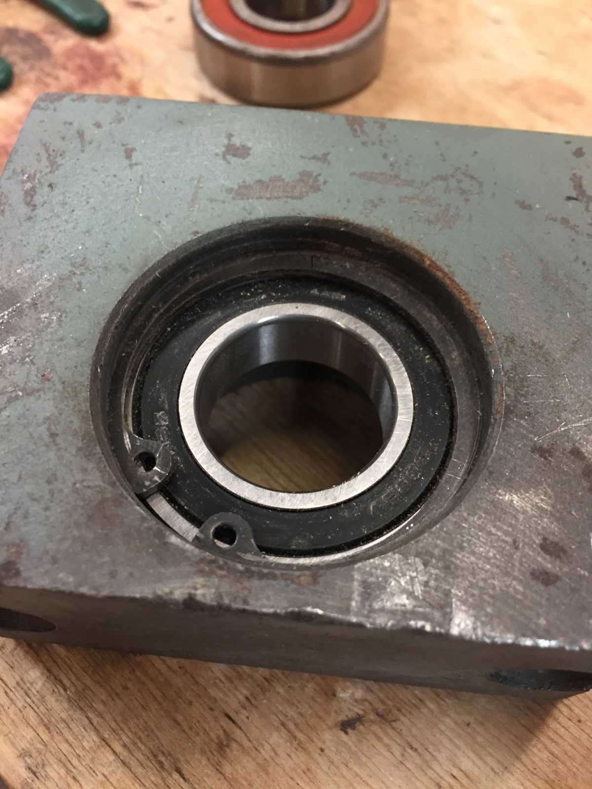 Let's Talk Wood Replacing bearings on a Delta DJ20 Jointer