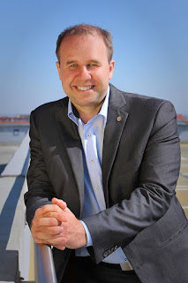 Piotr Wojtyna Manager Forever Living Products