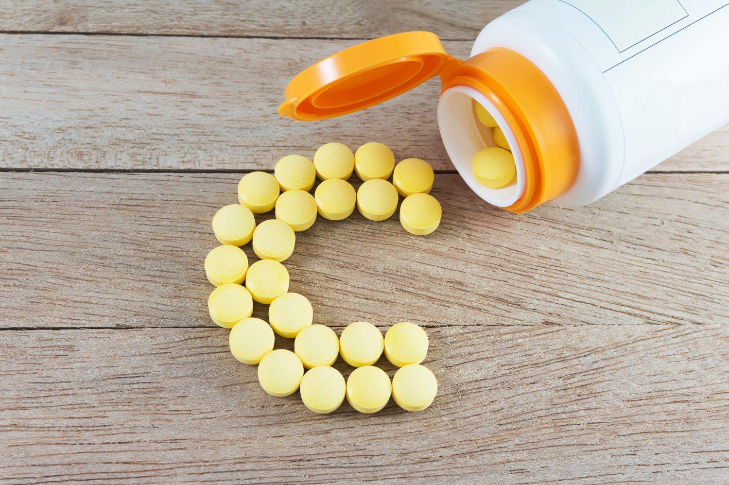 thuốc uống trắng da toàn thân su-that-ve-thuoc-uong-trang-da-toan-than-vitamin-c