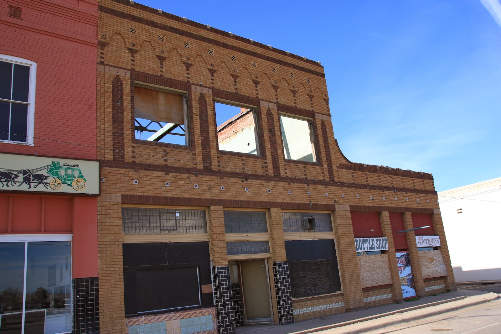 Travels with Twinkles Lordsburg, New Mexico