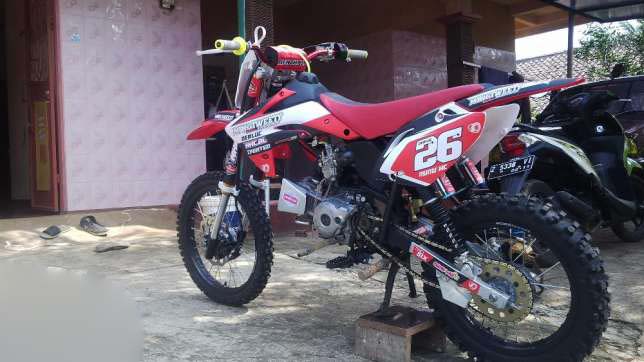 Spek Mesin Grasstrack Gtx Jupiter Z 2009 Dan Bodi Full Modif CRF