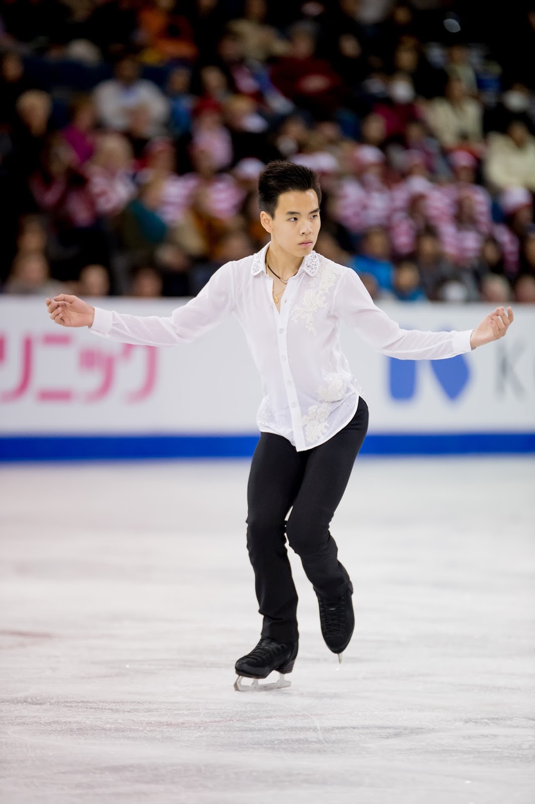 Фигуристы имена. Фигуристы имена. Фигуристы имена. Фигуристы канады мужчины. Элементы фигурного катания названия.