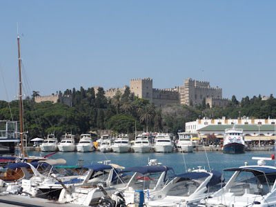 Viagem Grécia – 5º dia (Cidade Medieval, Hotel Blue Sky, Banho de Mar e Pôr do Sol em Rhodes)