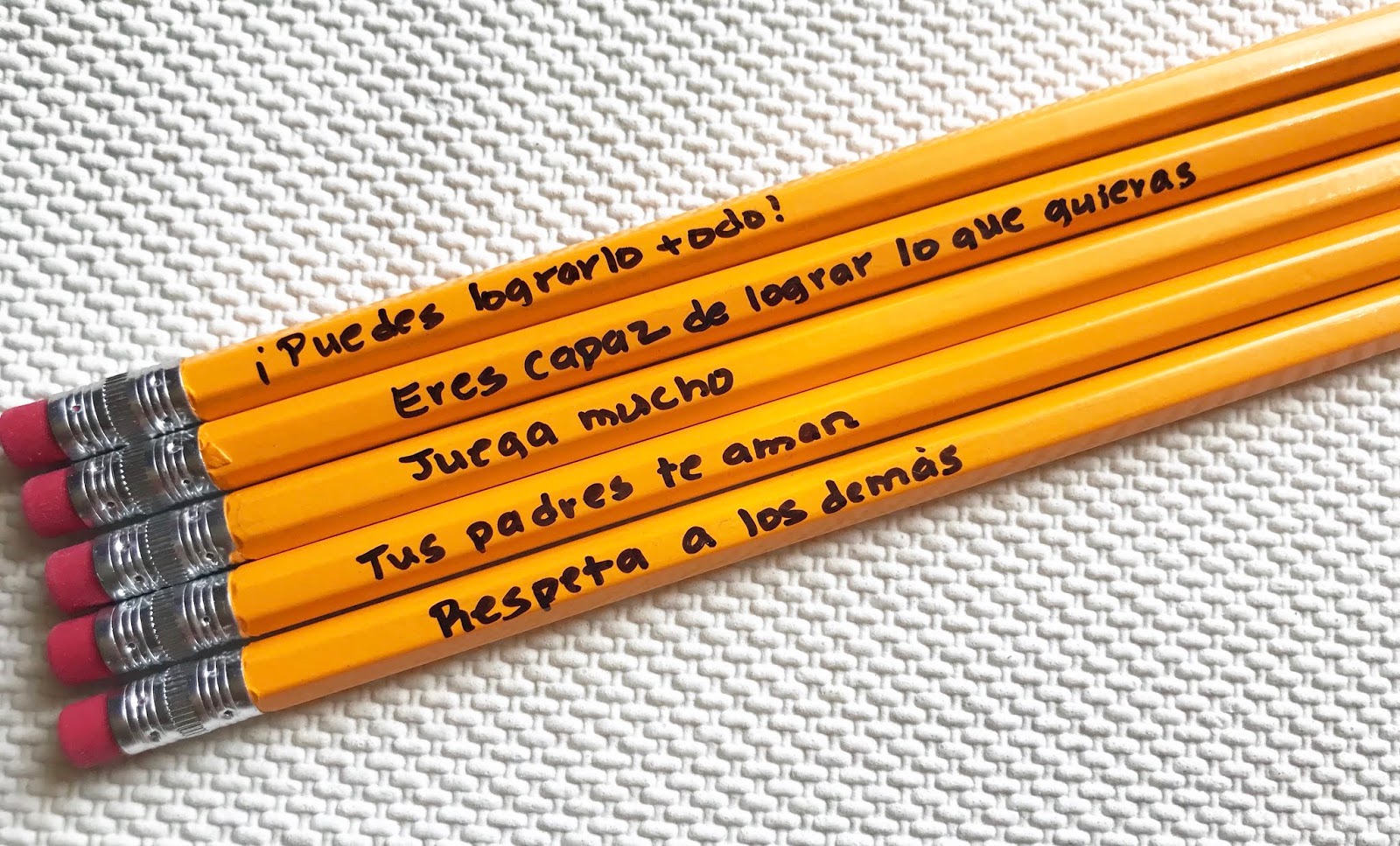 SerMadrePR.com Cómo estos mensajes en lápices han impactado la vida de