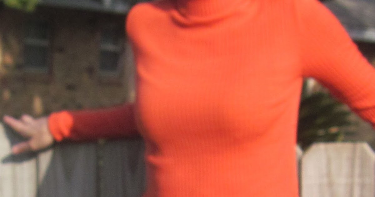 Victoria Phantasmagoria Orange Is My Lucky Color