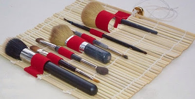 Rèm tre Rèm tre cất giữ đồ dùng