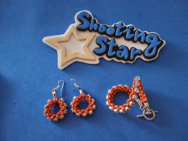 Pulsera y pendientes en macramé