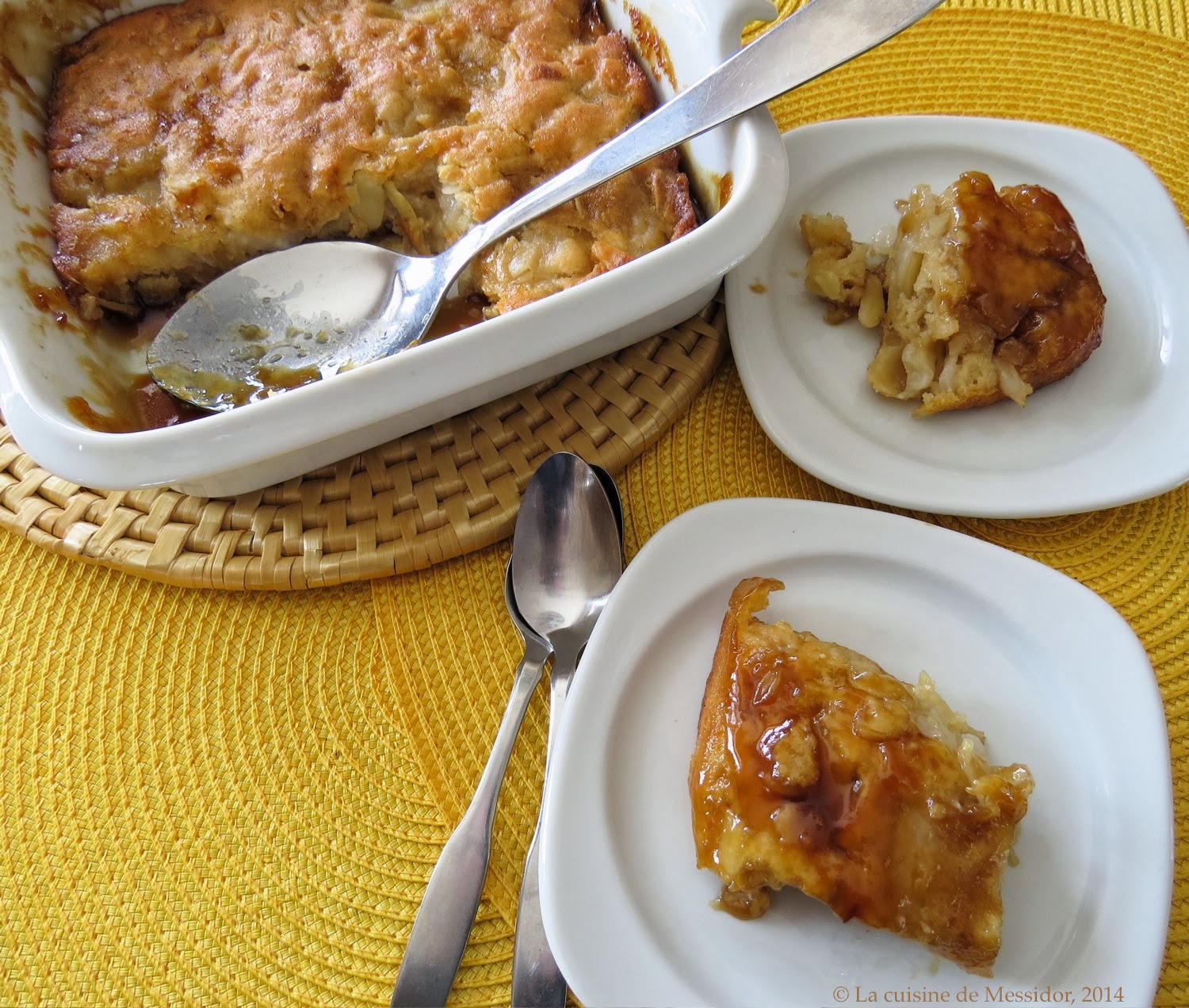 La cuisine de Messidor Pouding chômeur aux poires et aux amandes