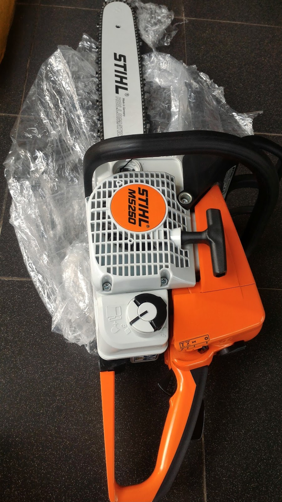 ANDRE TEKNIK JAKARTA Chainsaw STIHL 070 MS250 MS381 asli German
