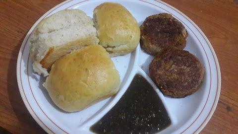 pav bread serve with sauce and kebab pav-bread-serve-with-kebab-and-sauce