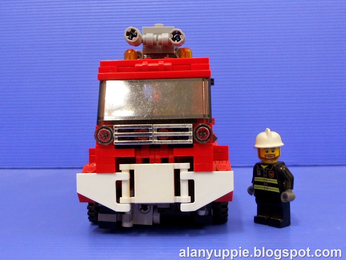 Alanyuppie's LEGO Transformers: LEGO Inferno Part 1: Vehicle Mode