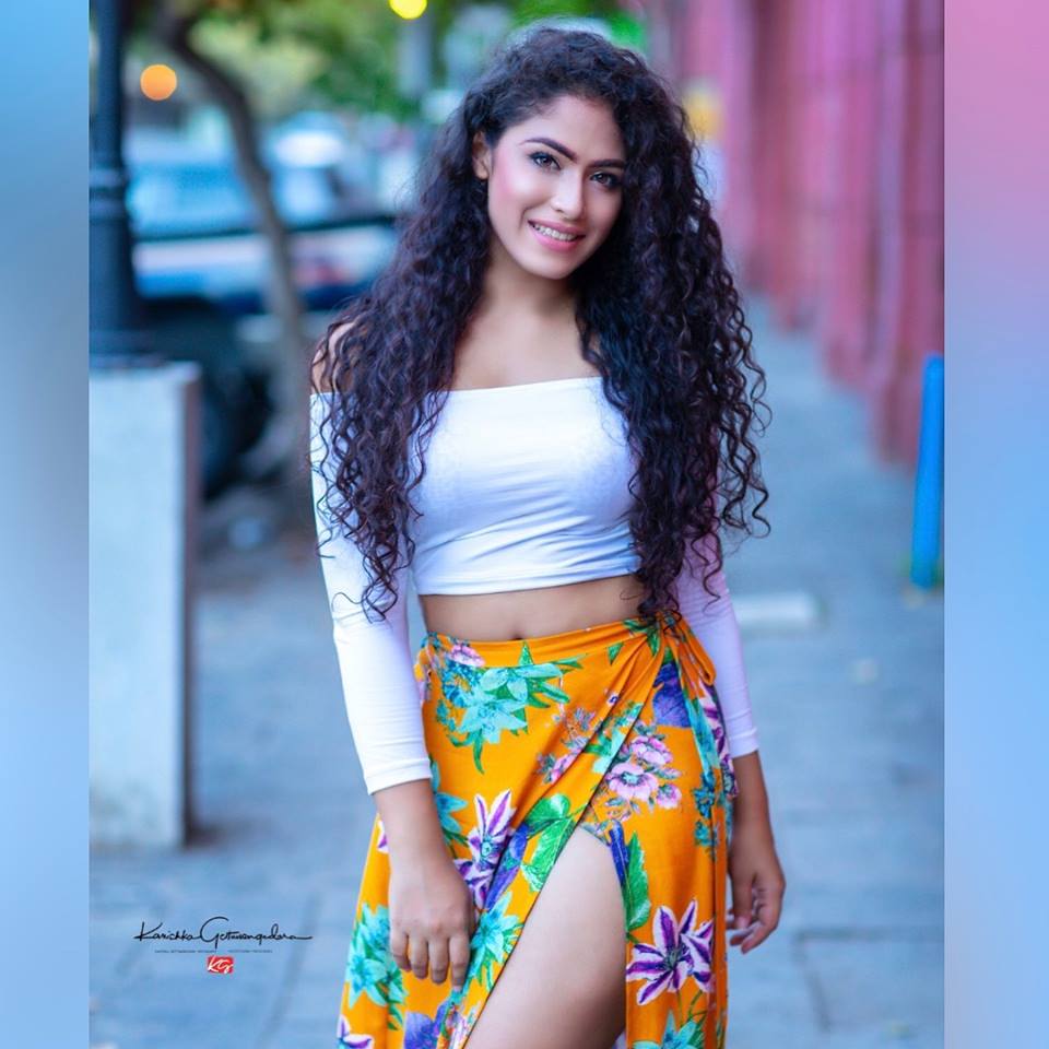 960px x 960px - Sandani Fernando | Sri Lanka Upcoming Model | Cute girl | Lovely ...