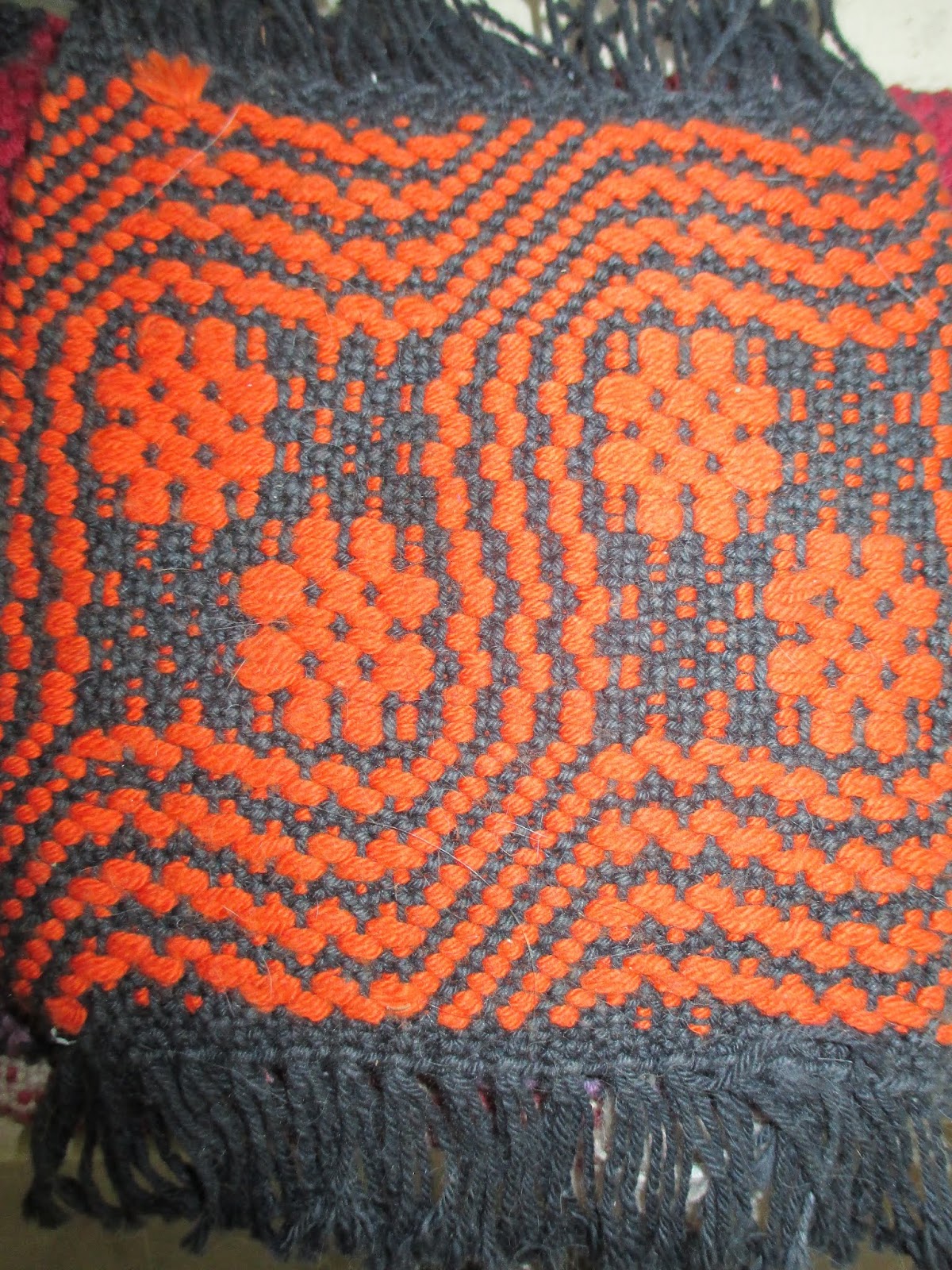 Loomy Tunes Wandering Vine