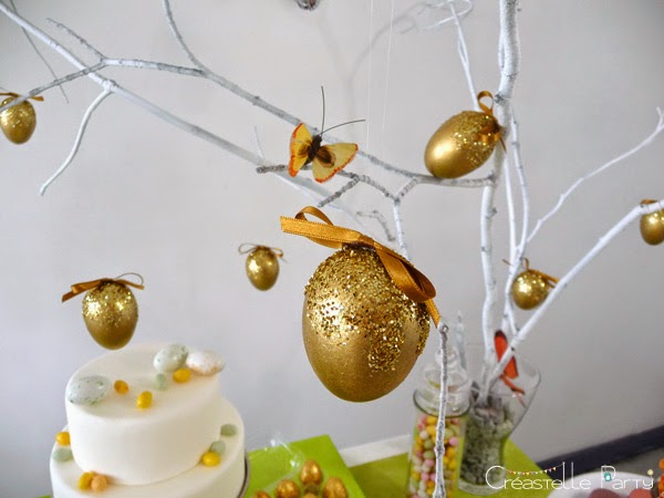 arbre à oeufs décorés pour la Sweet table lapin de Pâques