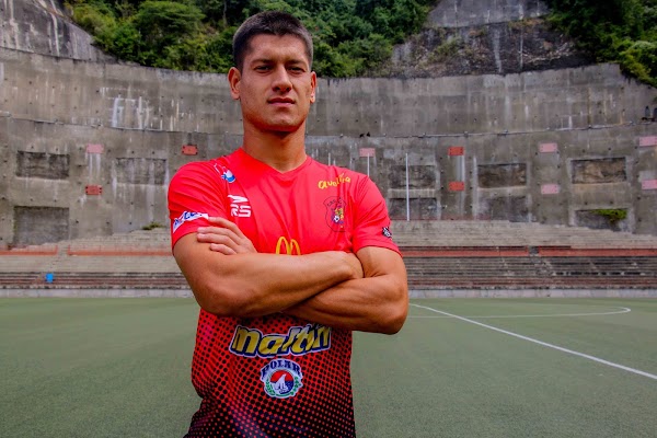 Oficial: Caracas FC ficha a Giraldo