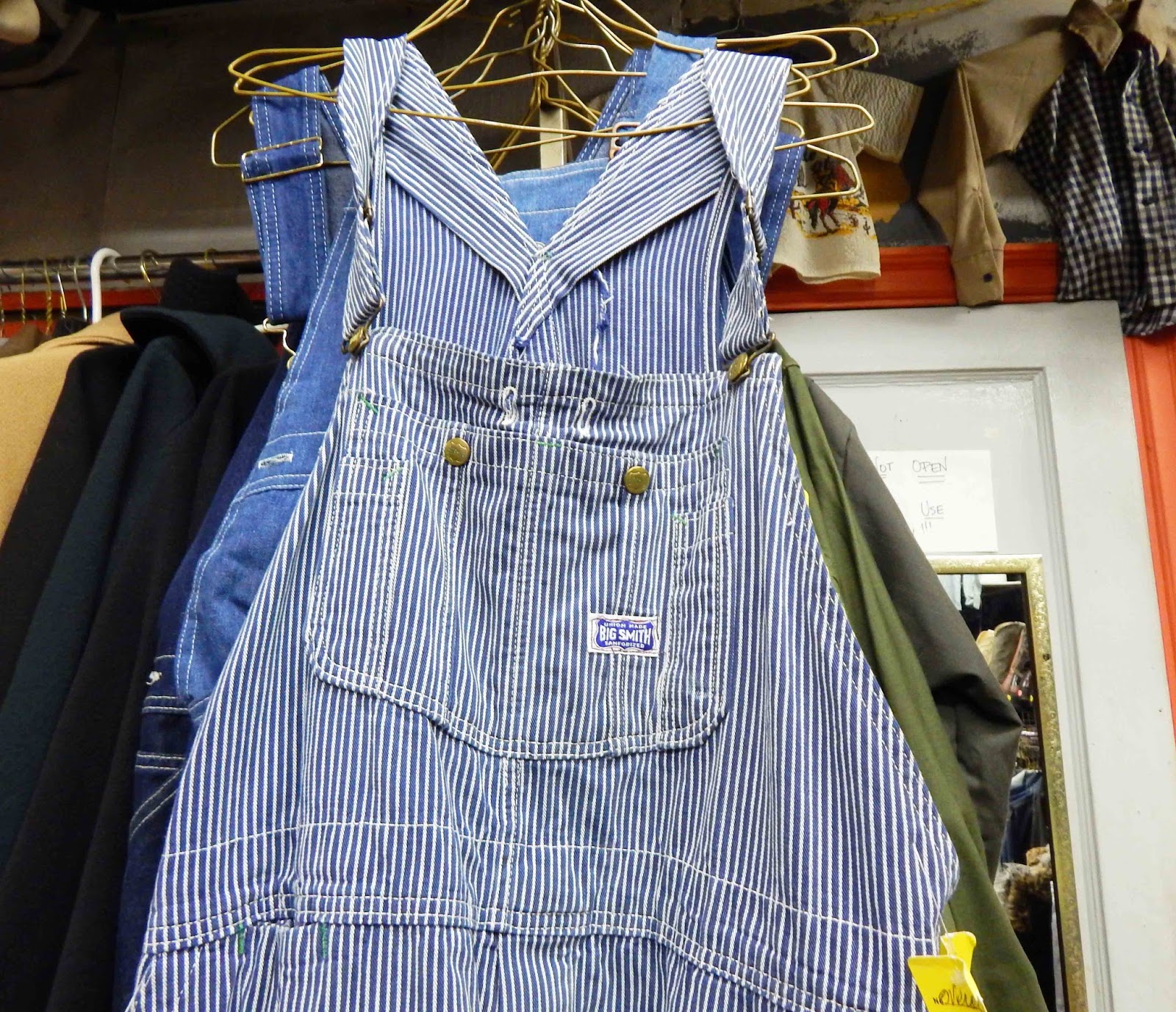 Pink Vintage Heart How To Vintage Shop In New York City