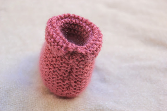 6 patrones gratis de patucos de bebe diy