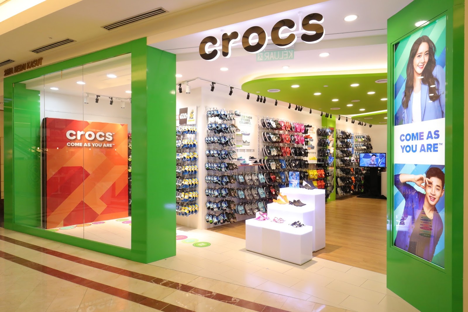crocs ioi city mall