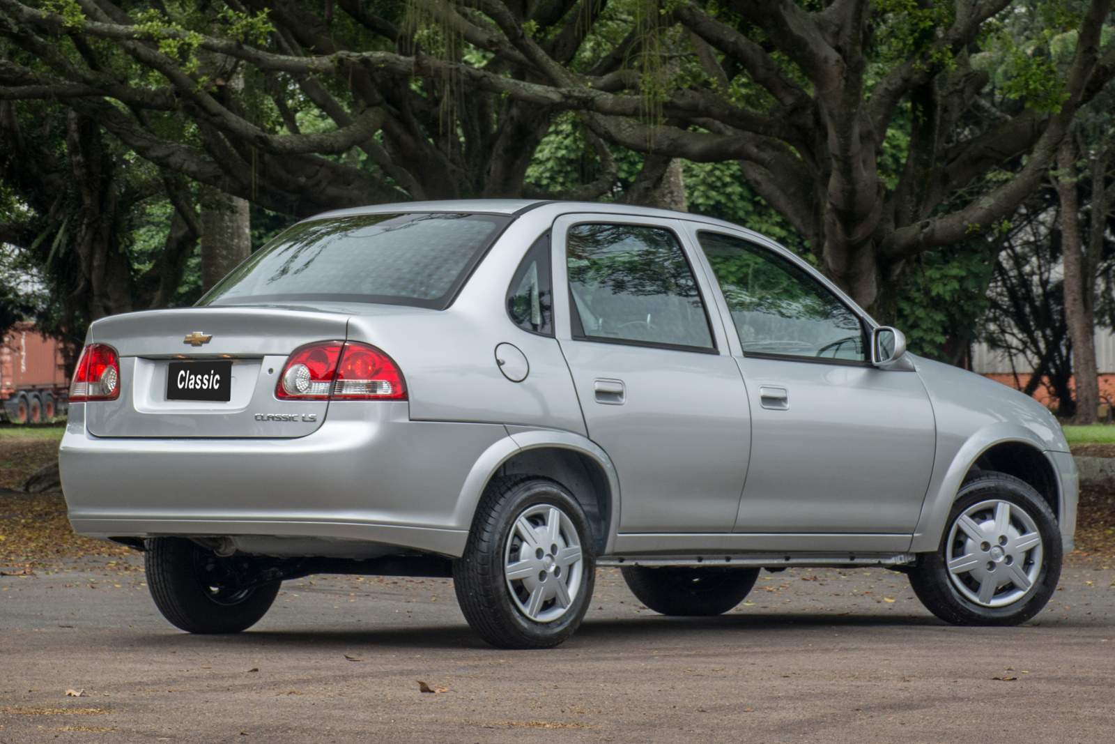 CORSA SEDAN VALE A PENA? Ou é melhor o Classic? 