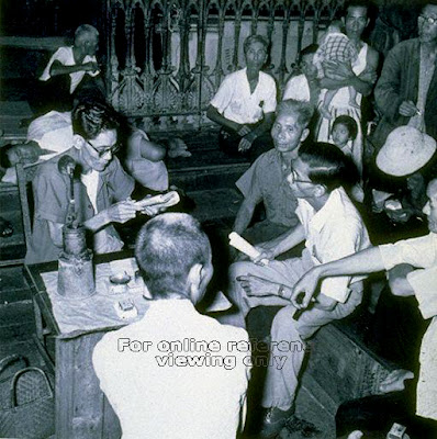 traditional+chinese+translator+and+story+teller+1950a_sm.jpg