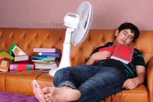 Bahaya Tidur Dengan Kipas Angin Bahaya Tidur Dengan Kipas Angin dan Cara Penggunaannya Yang Benar