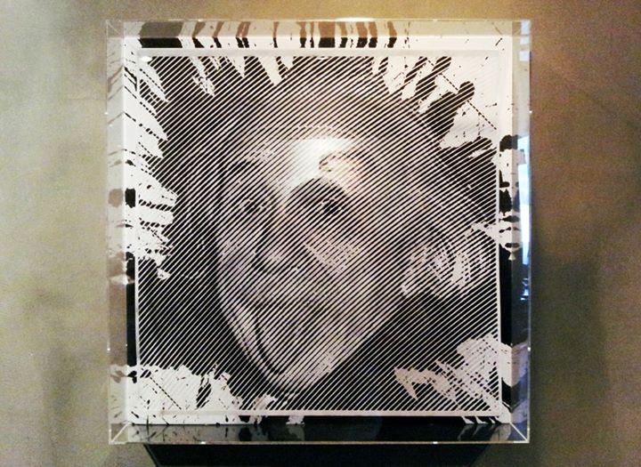 05-Albert-Einstein-Yoo-Hyun-Paper-Cut-Celebrity-Photo-Realistic-Portraits-www-designstack-co