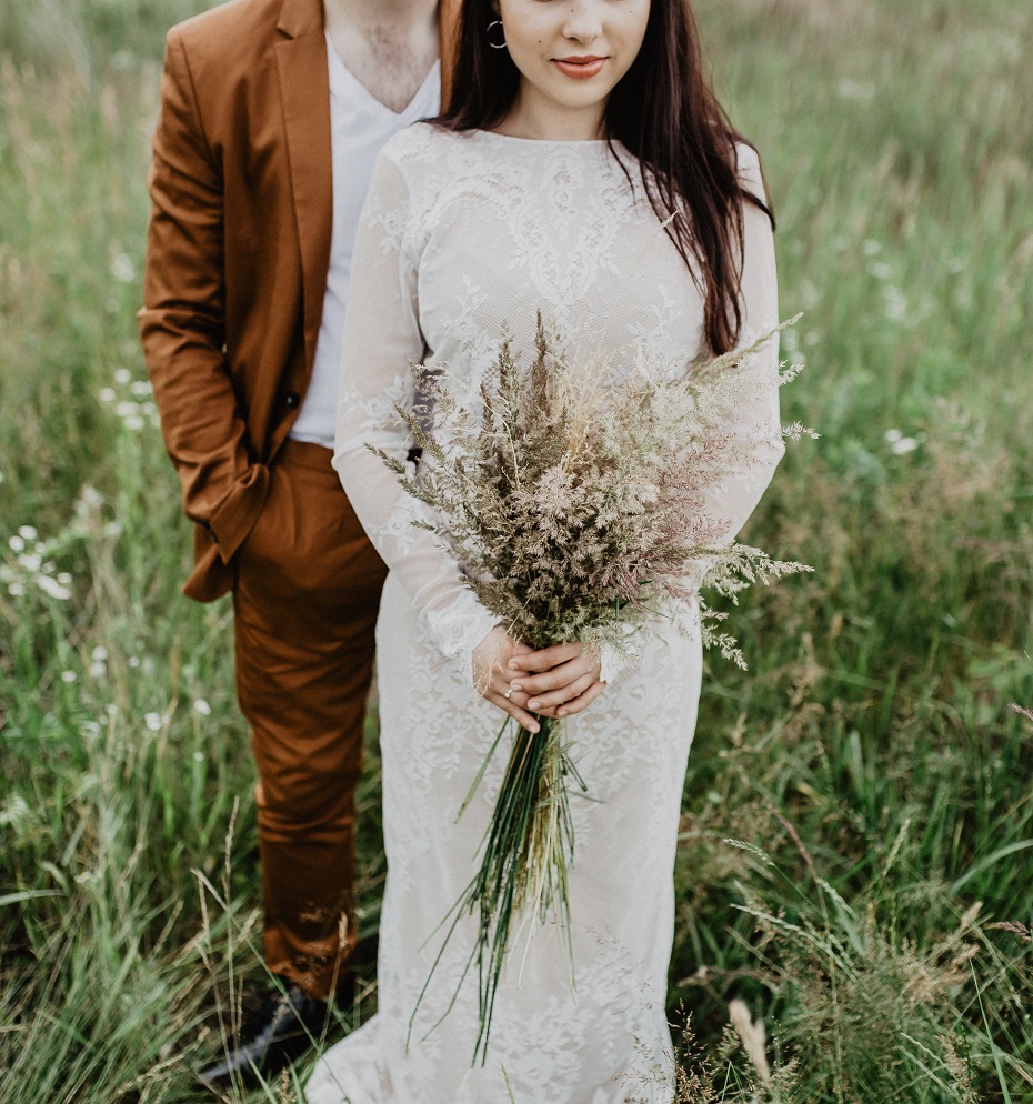 Sesja narzeczeńska w stylu rystykalnym Sesja narzeczeńska w stylu rystykalnym