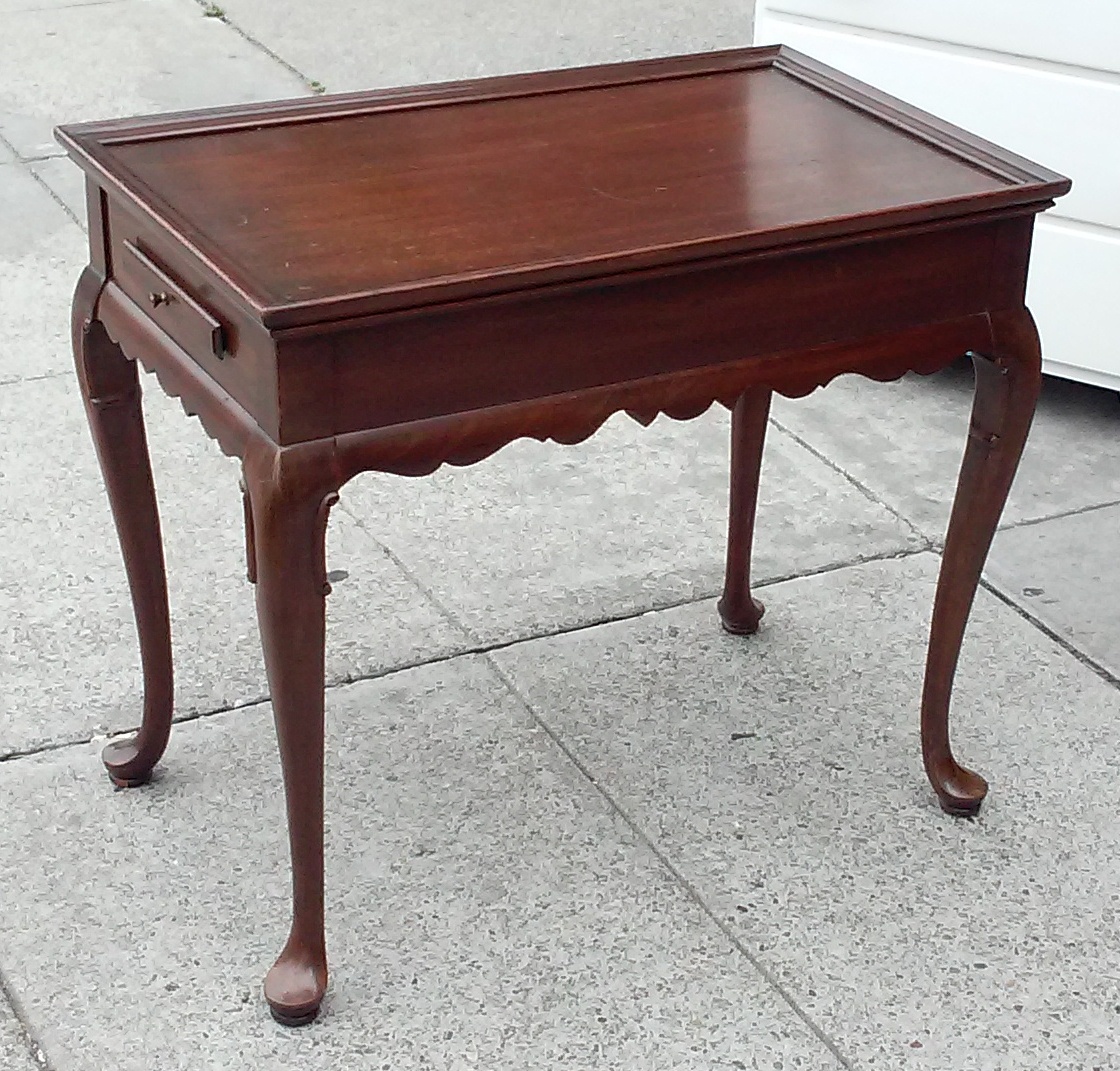 UHURU FURNITURE & COLLECTIBLES SOLD 18573 French Cabriole 18 1/2