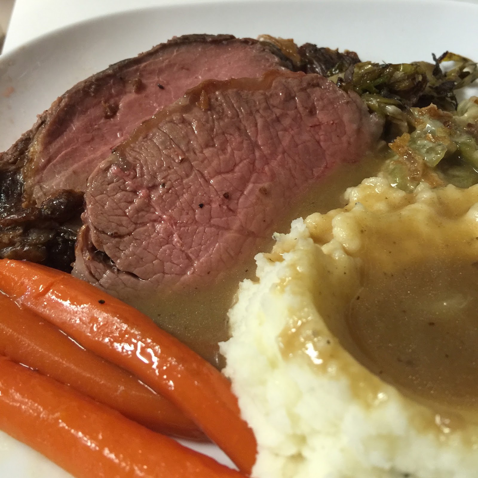 tracy-cooks-in-austin-roast-beef-for-christmas-dinner-or-any-day-of