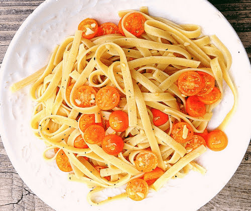 Tagliatelle Pasta with Cherry Tomatoes