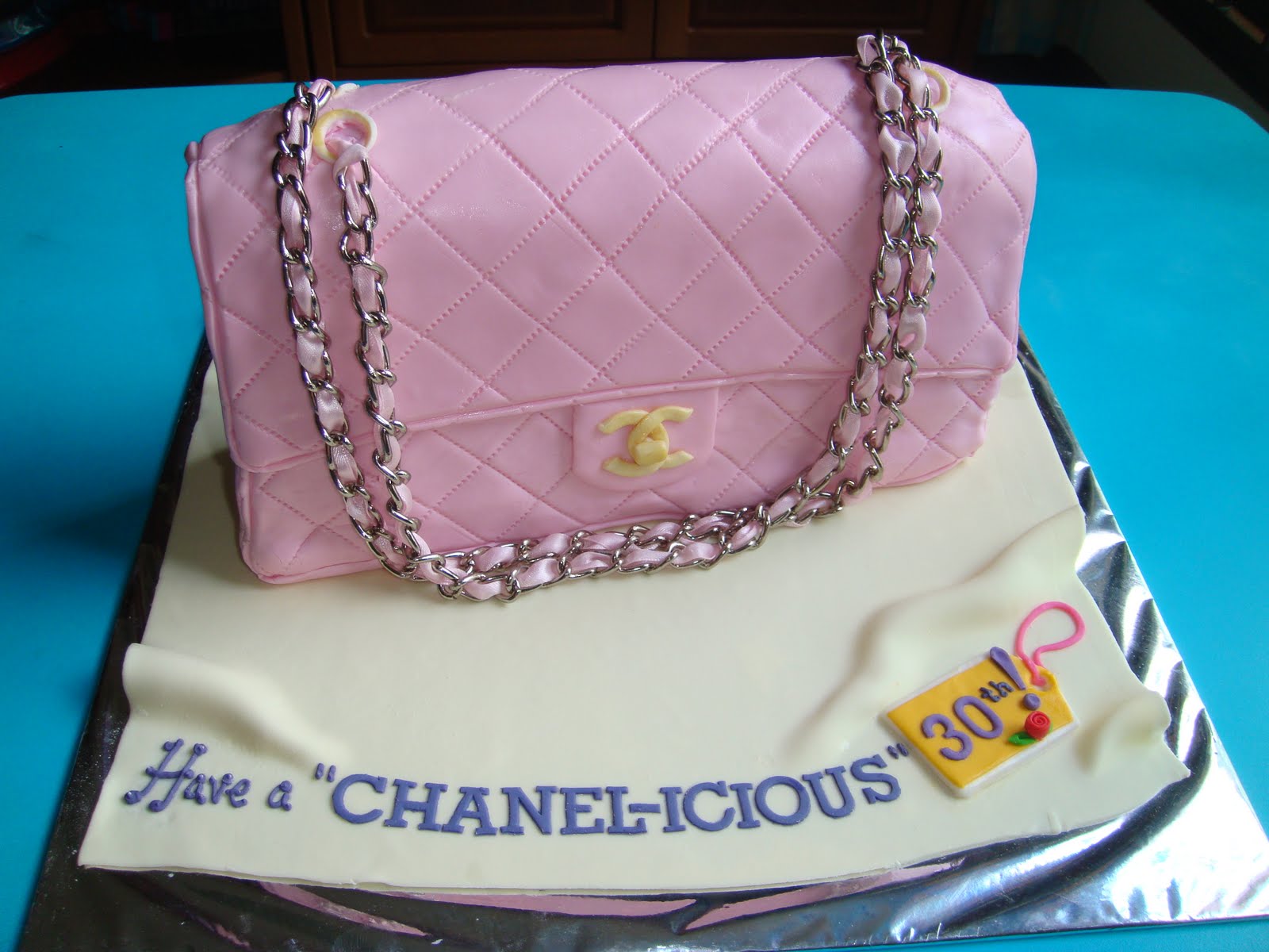 Pink Chanel Purse Cake Mix | semashow.com