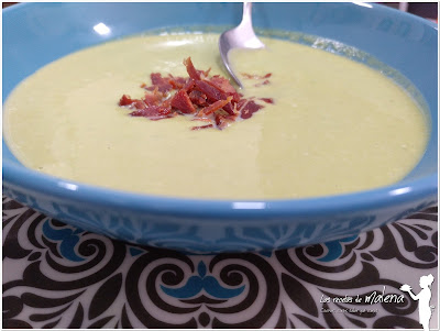 Crema de guisantes y crujiente de jamón Crema de guisantes y crujiente de jamón